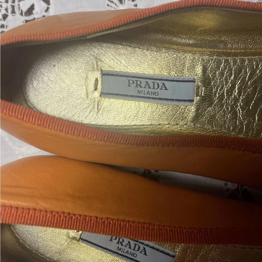 Prada Women's Vibrant Orange and Pink Flats - Picture 3 of 7
